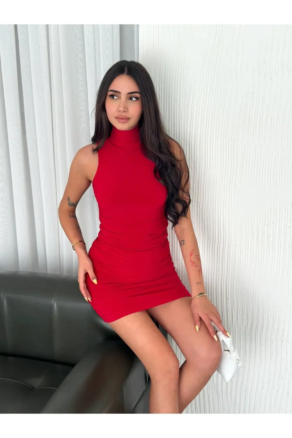 Fiolin Carmel Büzgü Detaylı Balıkçı Yaka Astarlı Mini Elbise