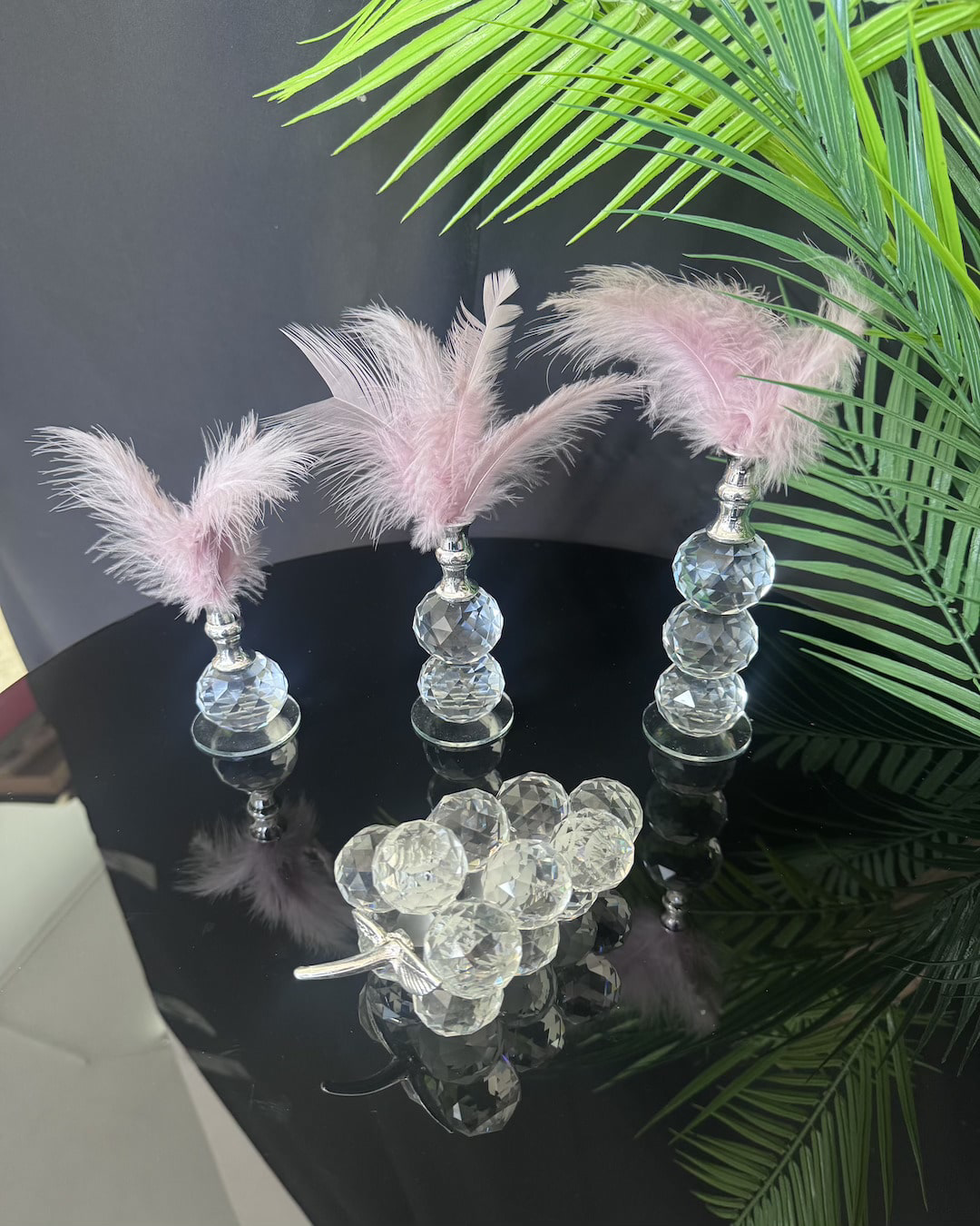 Cascade Dekoratif Gümüş Tüylük ve Üzüm Cascade Dekoratif Gümüş Tüylük ve Üzüm
