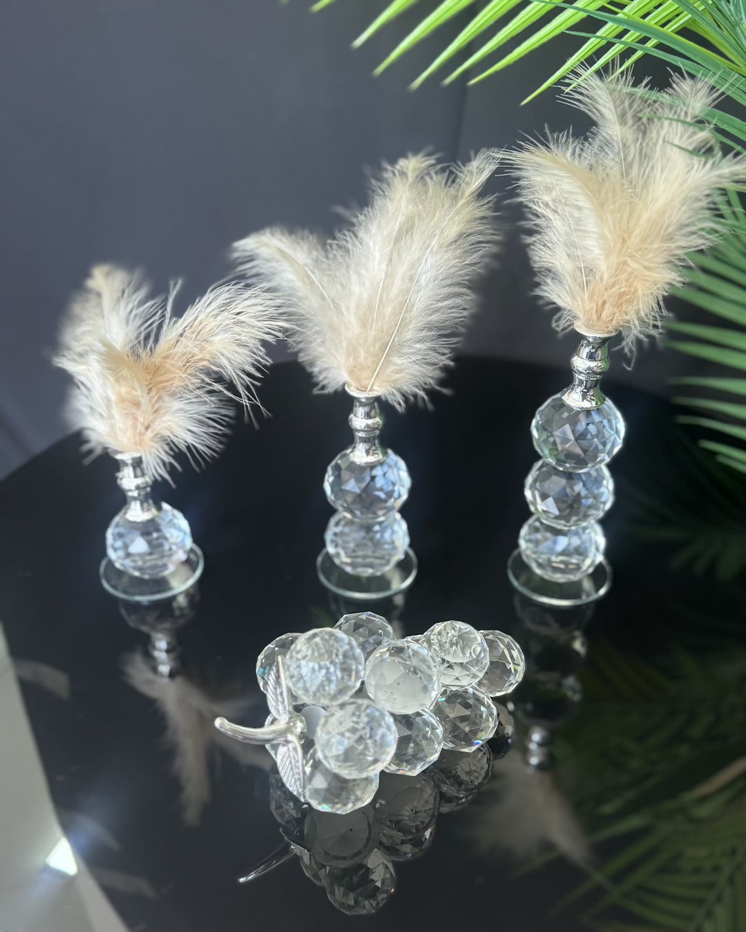 Cascade Dekoratif Gümüş Tüylük ve Üzüm Cascade Dekoratif Gümüş Tüylük ve Üzüm
