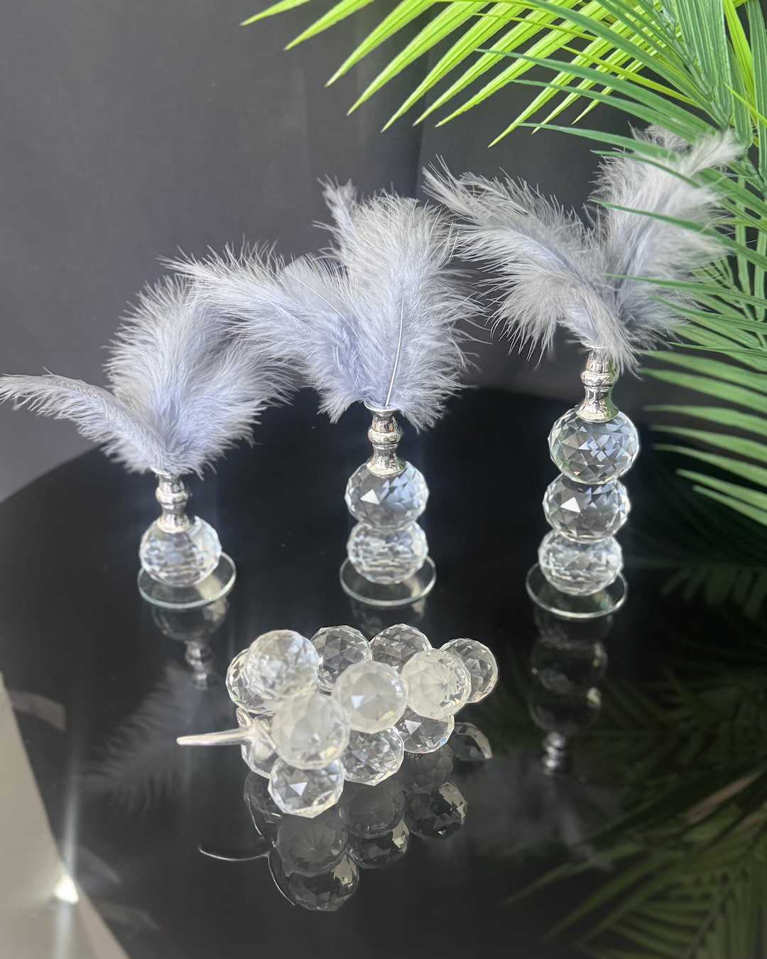 Cascade Dekoratif Gümüş Tüylük ve Üzüm Cascade Dekoratif Gümüş Tüylük ve Üzüm