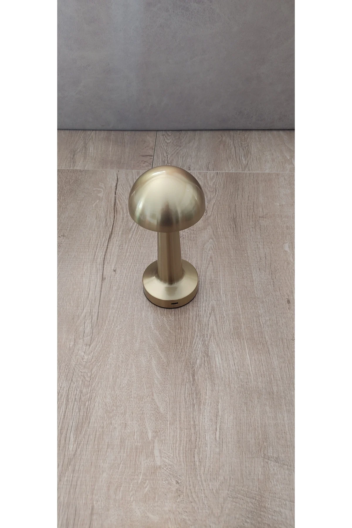 CATA Lizbon 3 Renk Işık Modlu Şarjlı Dim Edilebilir Metal Dekoratif Masa Lambası Ct-8429 Gold - Görsel 3