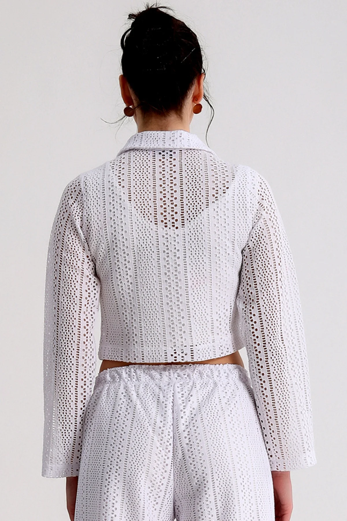 Ceket Yaka Uzun Kol Rahat Kalıp Önü Düğmeli Crop Dantel Gömlek