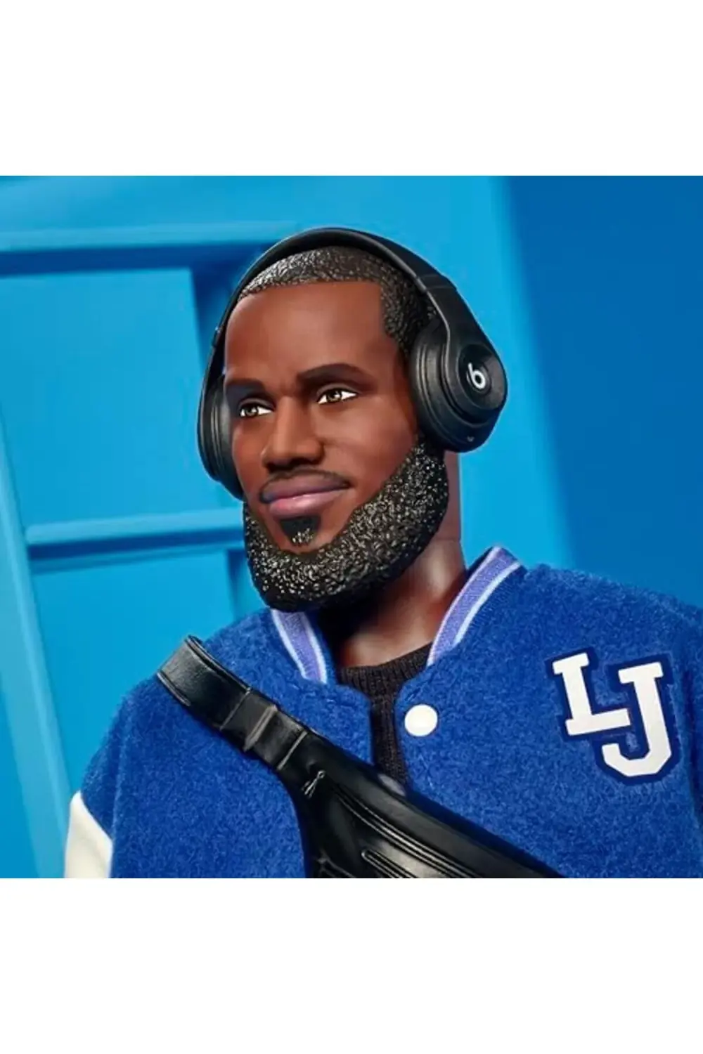 ceketi, kulaklık ve güneş gözlüğü gibi aksesuarlarıyla uygun Sign