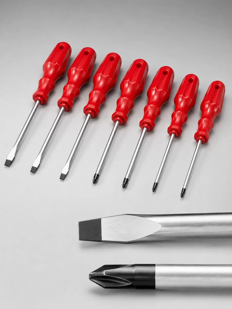 Çelik 7'li Tornavida Seti Ergonomik Sap Profesyonel Kullanım