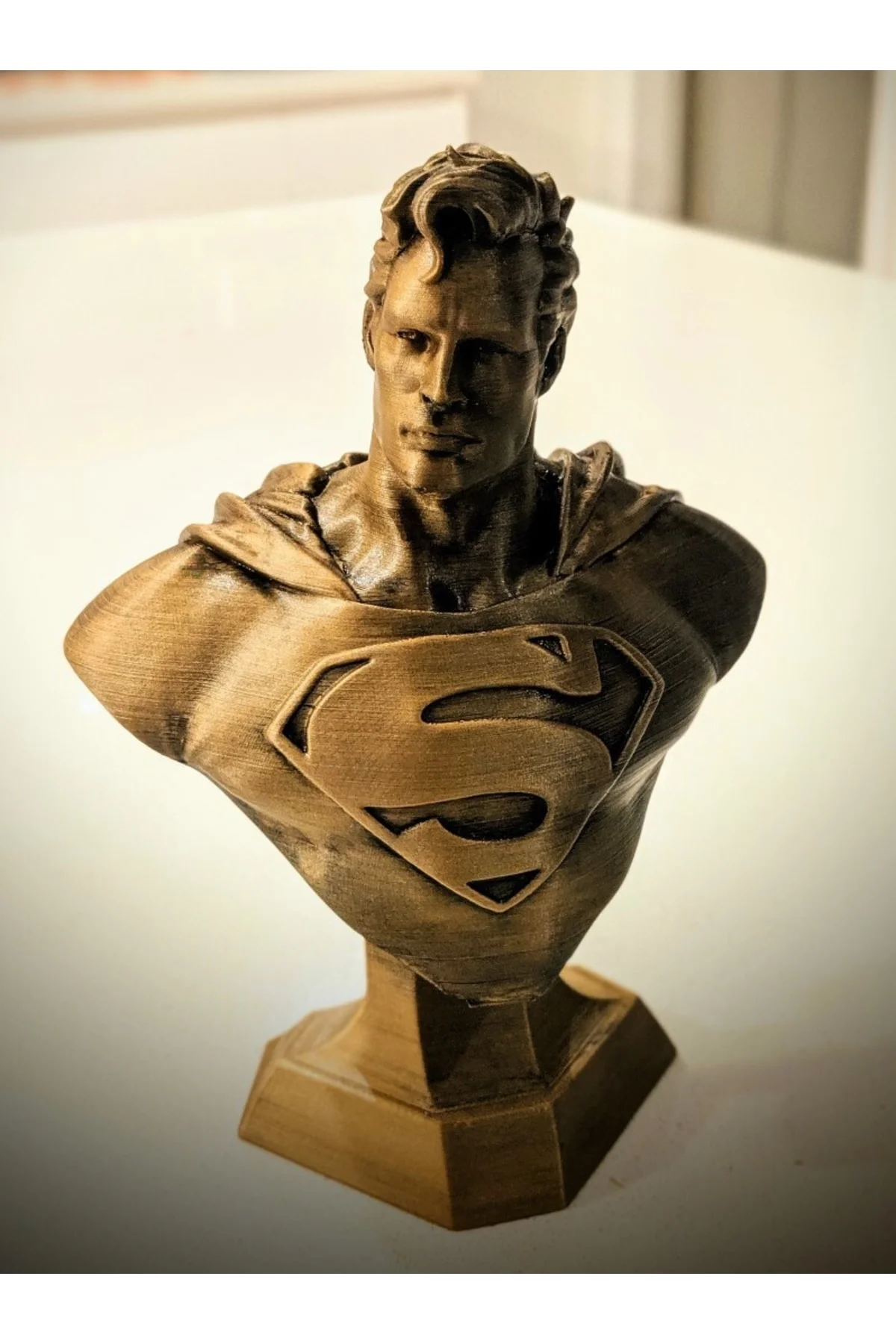Çelik Adam Superman Büstü Varak Boyalı Figür 10 cm