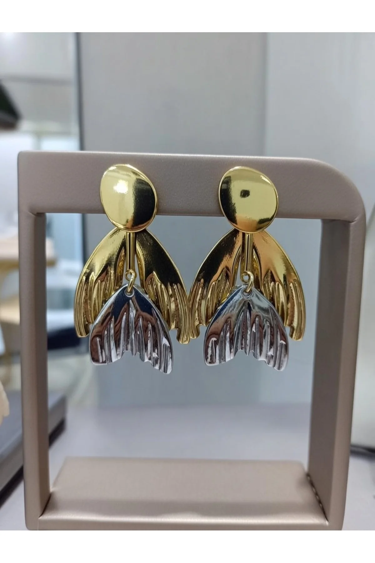Çelik Çift Yaprakli Gold Silver Küpe