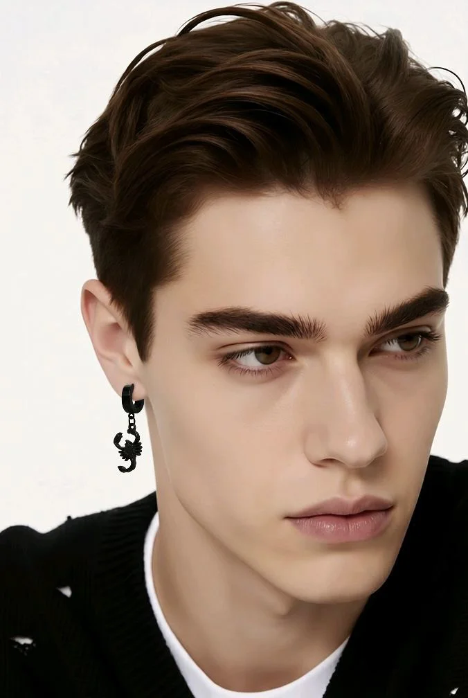 Çelik Figürlü Unisex Küpe