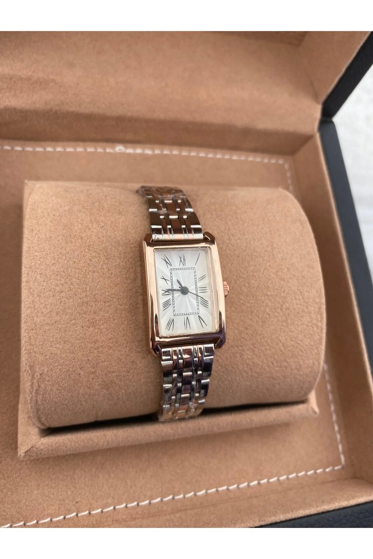 Çelik Kordon Metal Kasa Kol Saati Gümüş Ve Altın Rengi