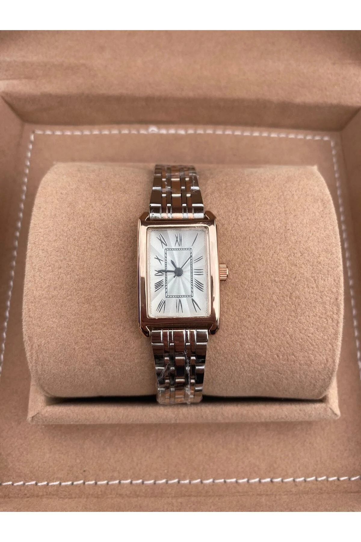 Çelik Kordon Metal Kasa Kol Saati Gümüş Ve Altın Rengi