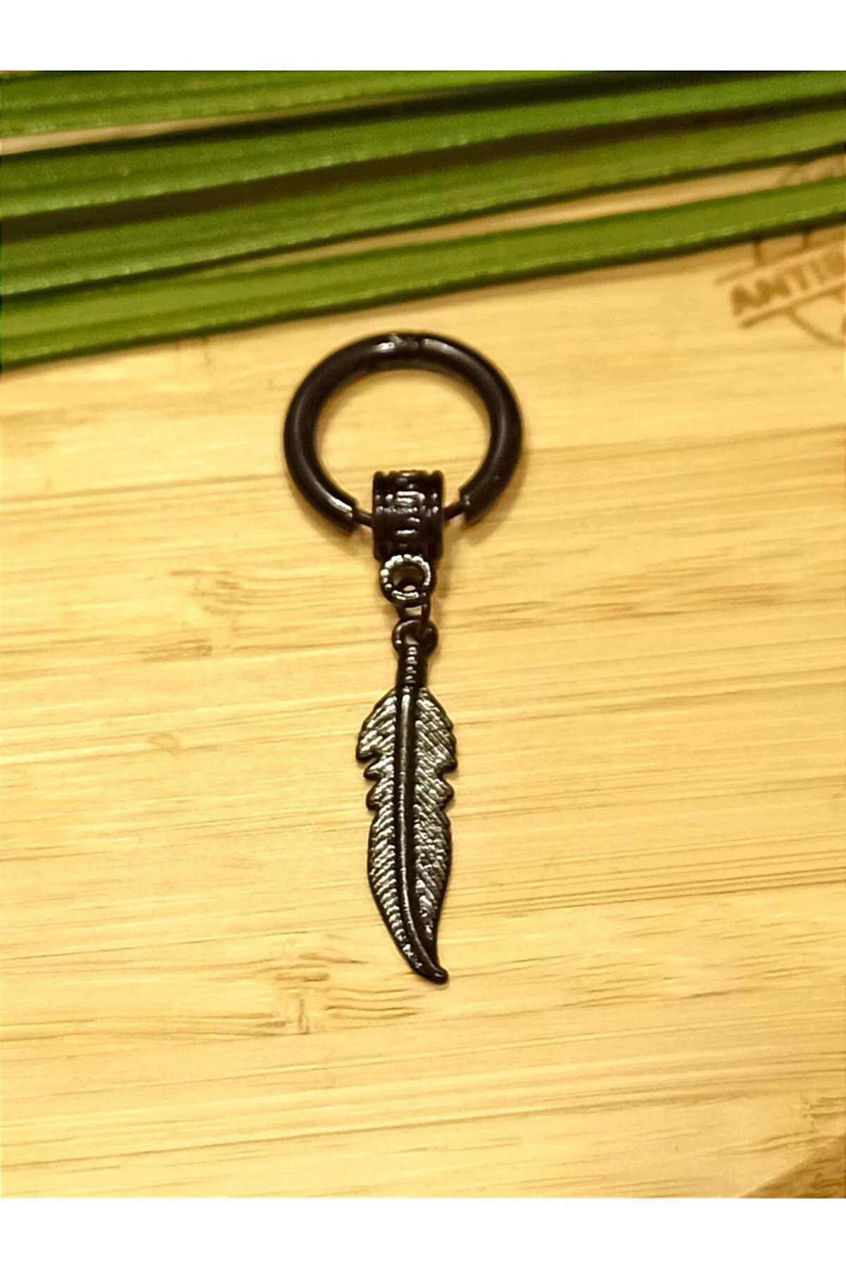 Çelik Siyah Figürlü Unisex Küpe