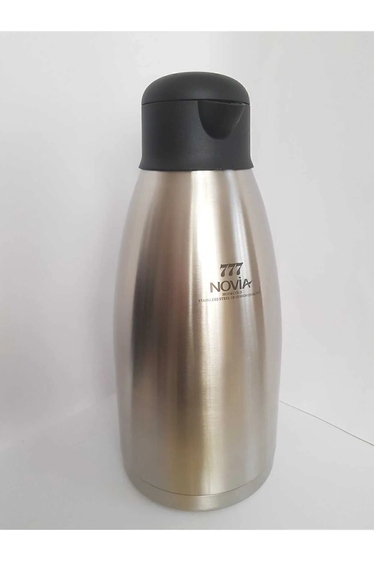 Çelik termos 3 litre metalik renk 12 saat yalıtım kutulu gıda temasına uygun - Spor &amp; Outdoor