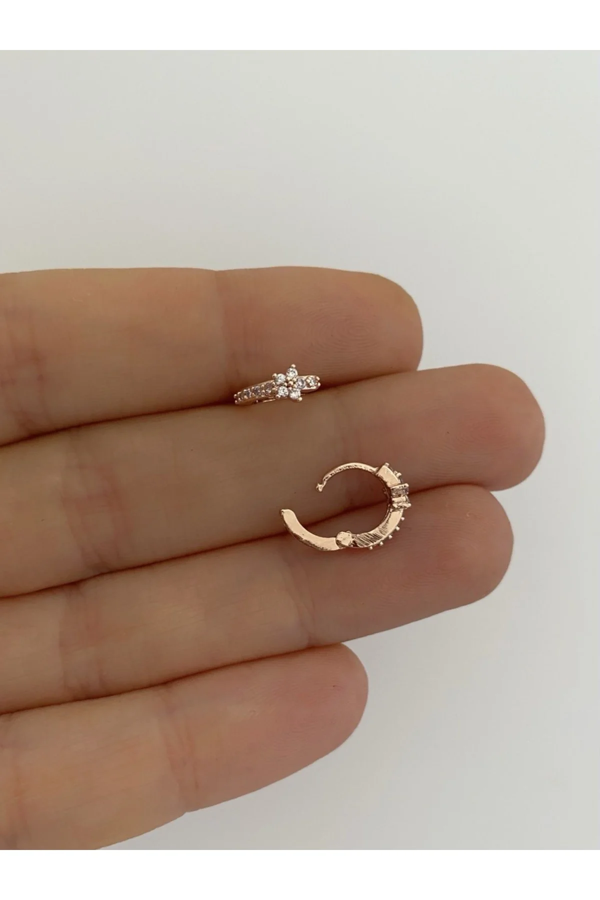 Çelik Tragus Helix Conch Halka Piercing Küpe