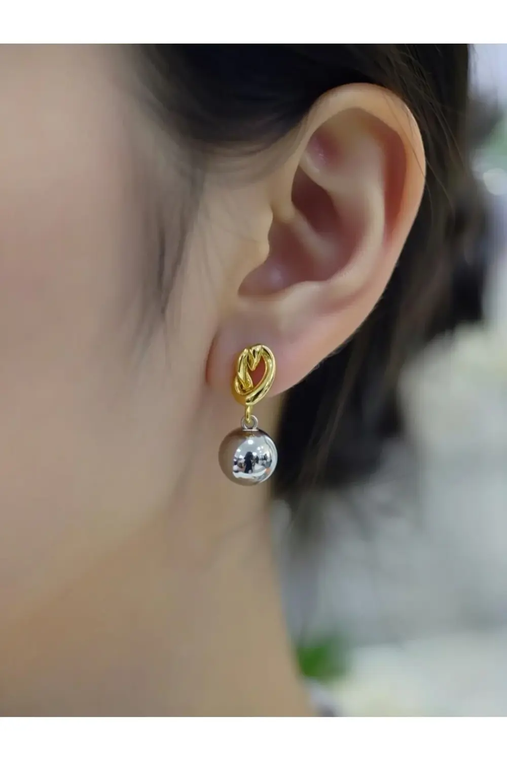 Çelik Zirkon taşlı Küpe