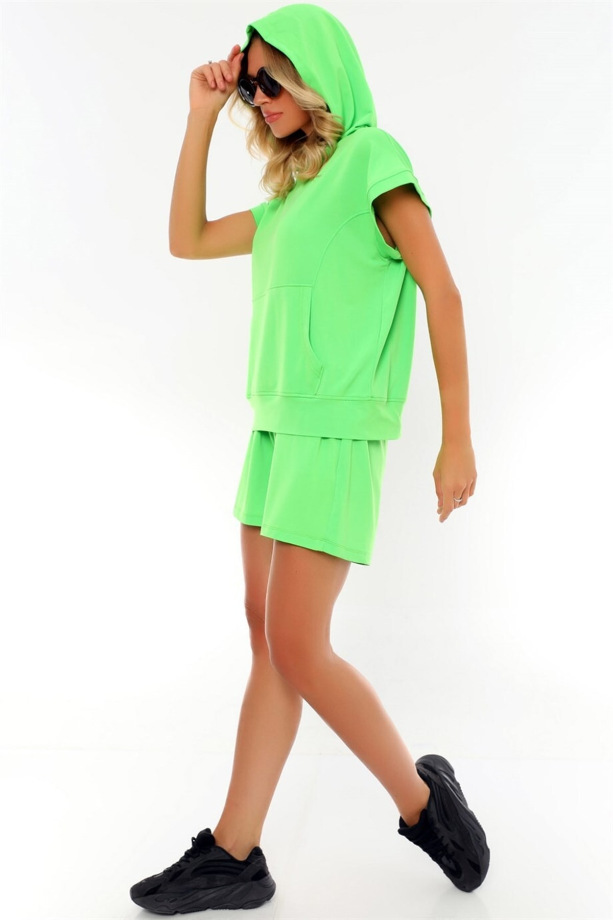 Dreamlike Cepli Beli Lastikli Ve Bağcıklı Rahat Neon Kısa Şort