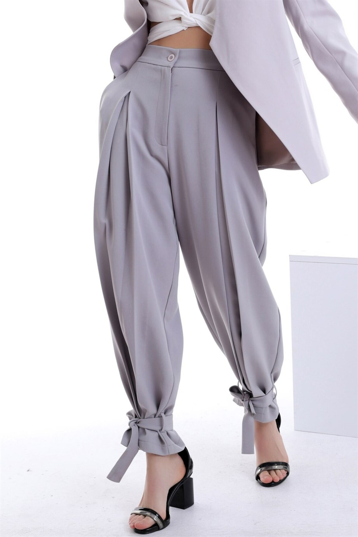 Dreamlike Cepli Pileli Paçası Bağlamalı Tarz Plazzo Pantolon