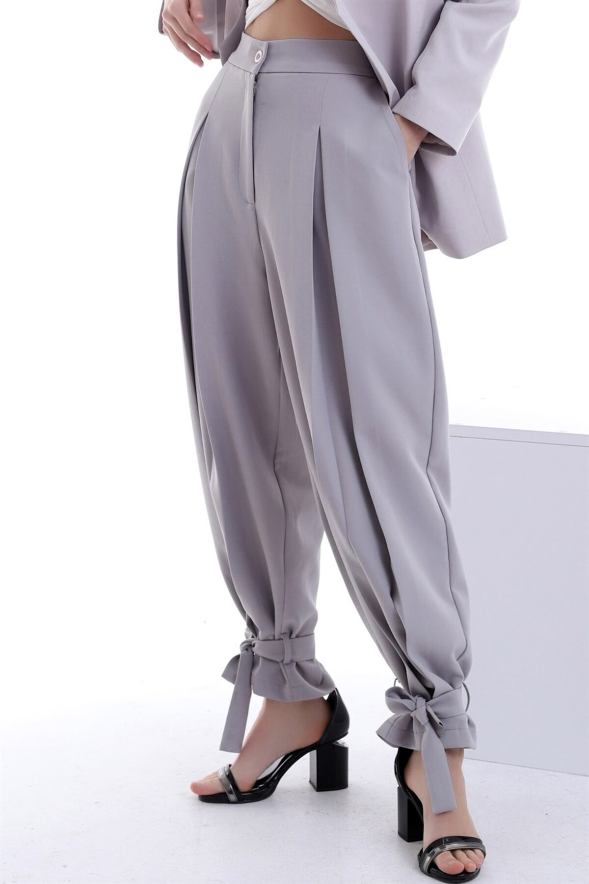 Dreamlike Cepli Pileli Paçası Bağlamalı Tarz Plazzo Pantolon