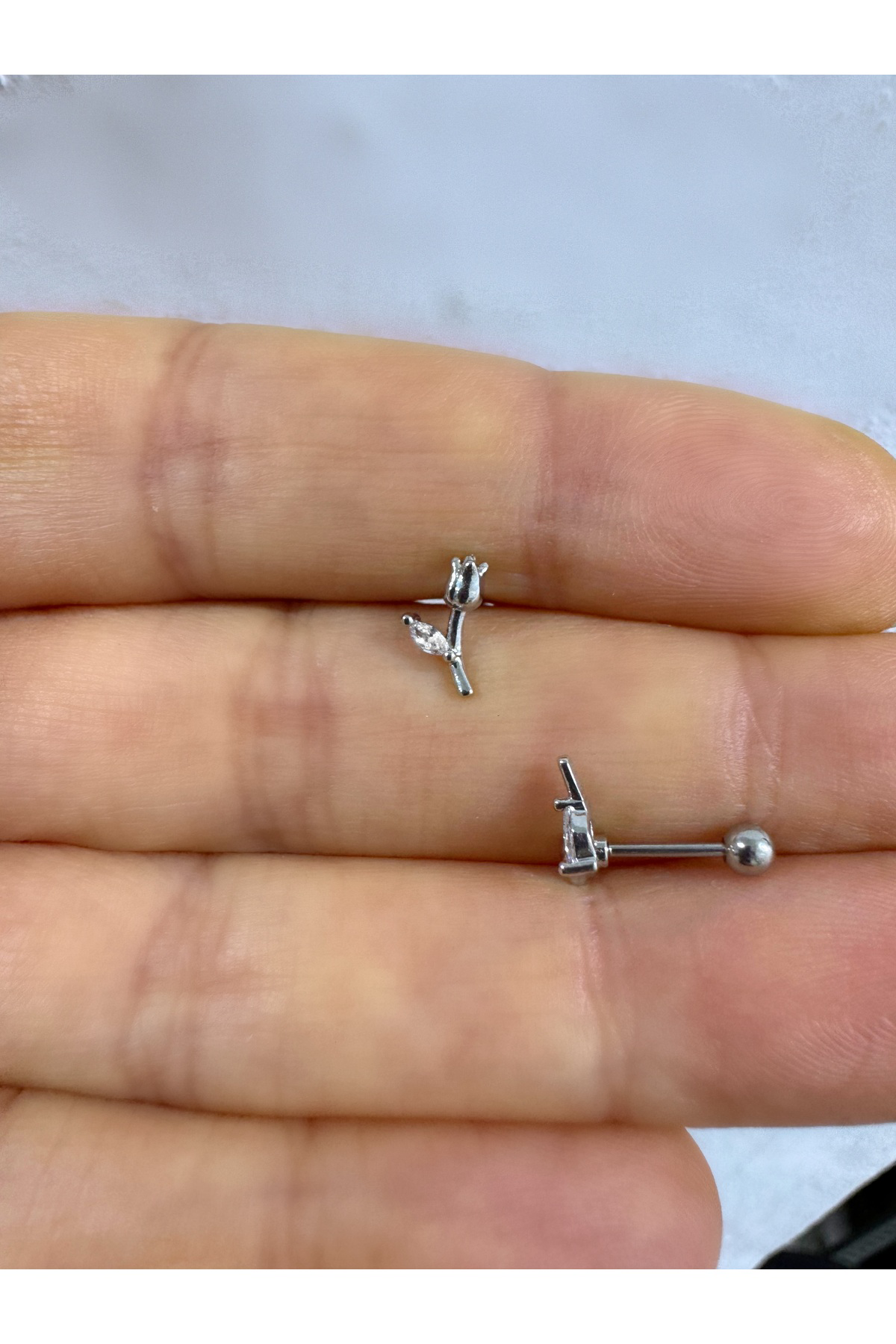 Cerrahi celik 1 adet tragus helix lobe uyumlu piercing küpe