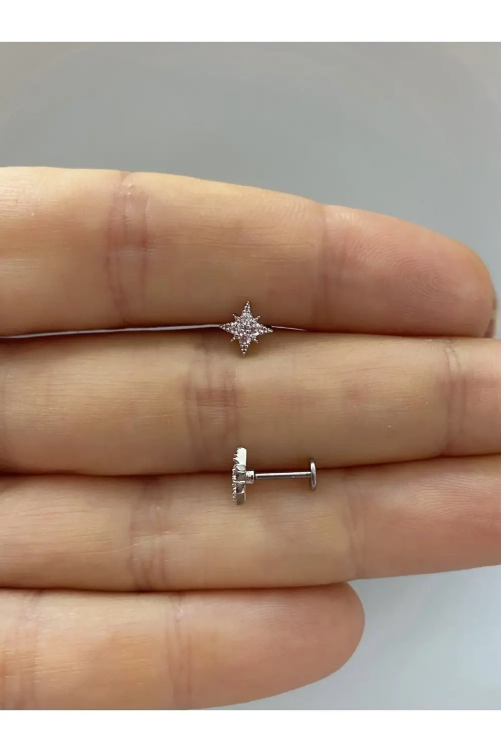 Arescollection Cerrahi Çelik Arkasi Düz Önden Takmali Labret Tragus Helix Conch