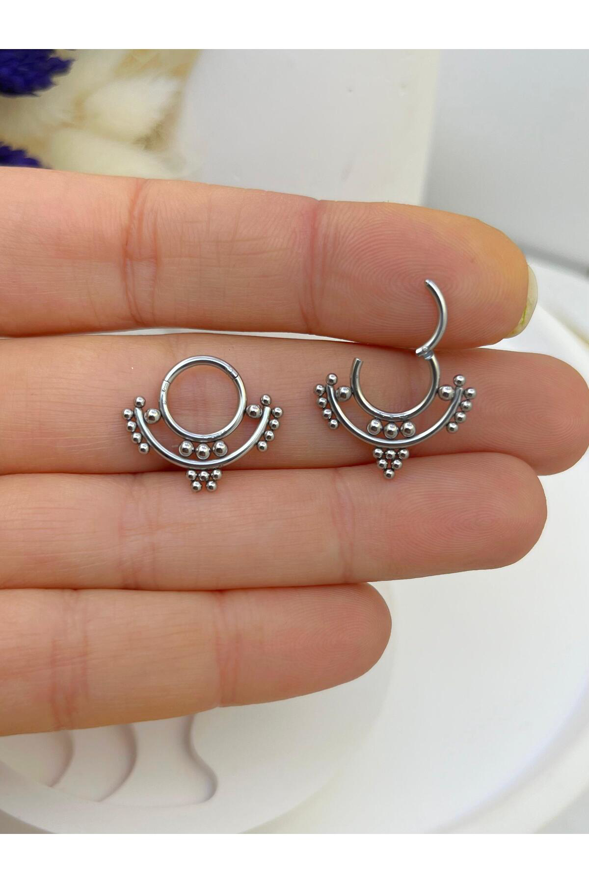 CERRAHİ ÇELİK DAİTH SEPTUM NİPPLE UYUMLU 1 ADET  MENTEŞELİ HALKA 