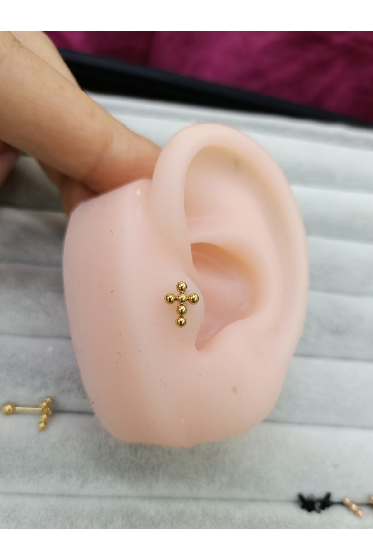 Arescollection Cerrahi Çelik Gold Haç Piercing