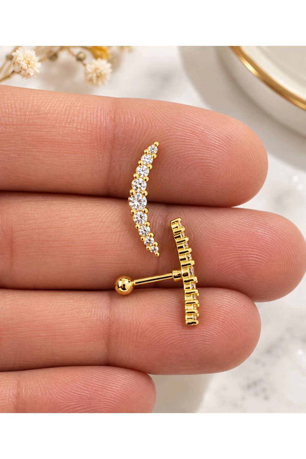 Cerrahi Çelik Gold Renk Helıx Kıkırdak Conch Piercingi