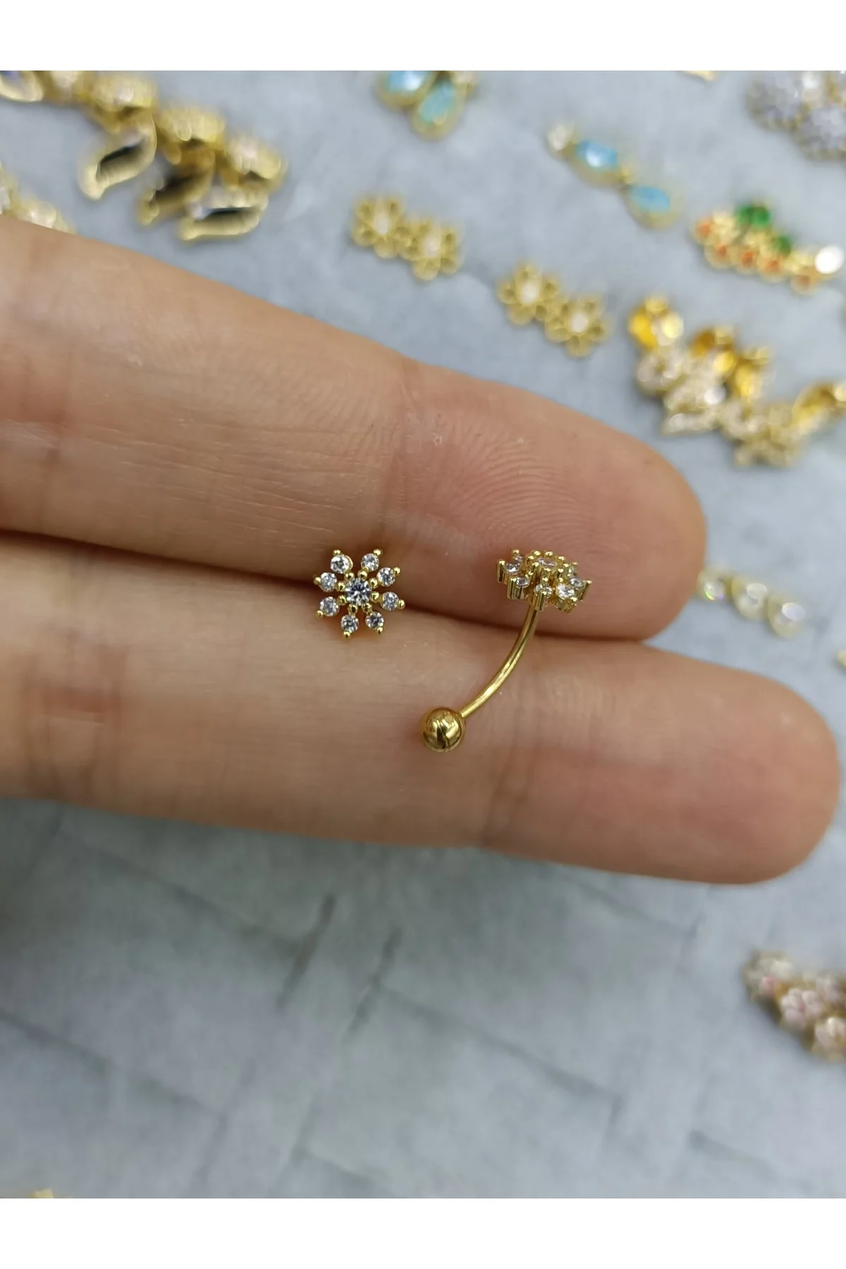 Cerrahi Çelik Gold Renk Rook Piercing
