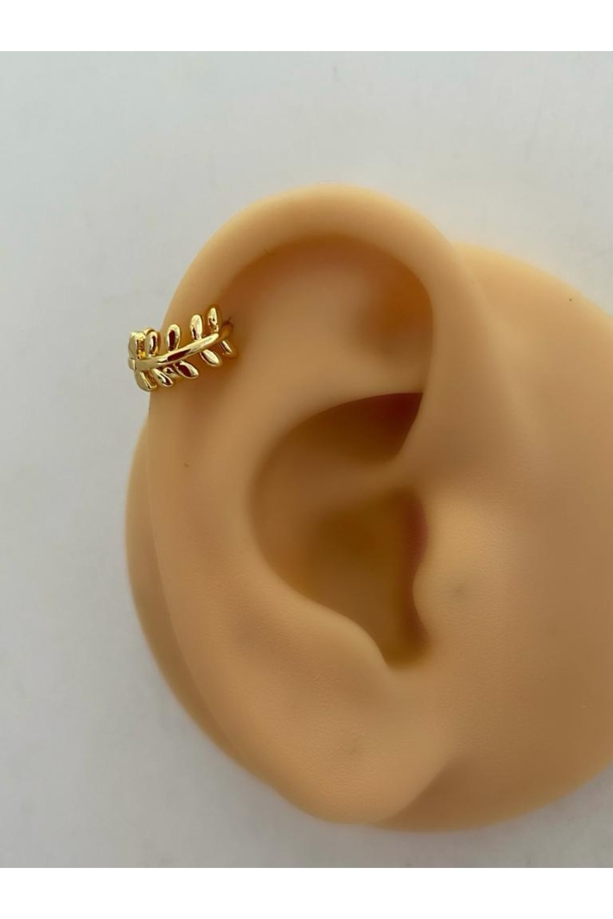 Cerrahi Çelik Gold Renk Halka Helix Kıkırdak Piercingi