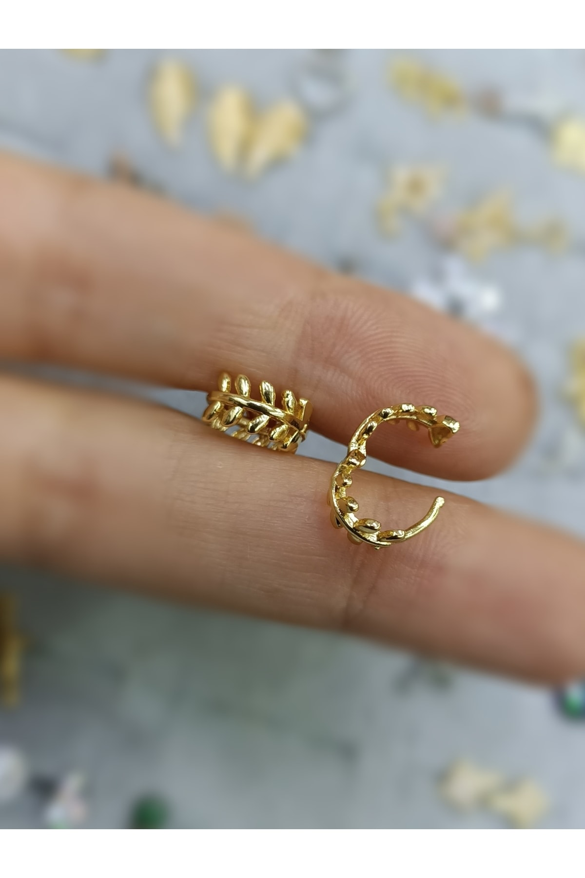 Cerrahi Çelik Gold Renk Halka Helix Kıkırdak Piercingi