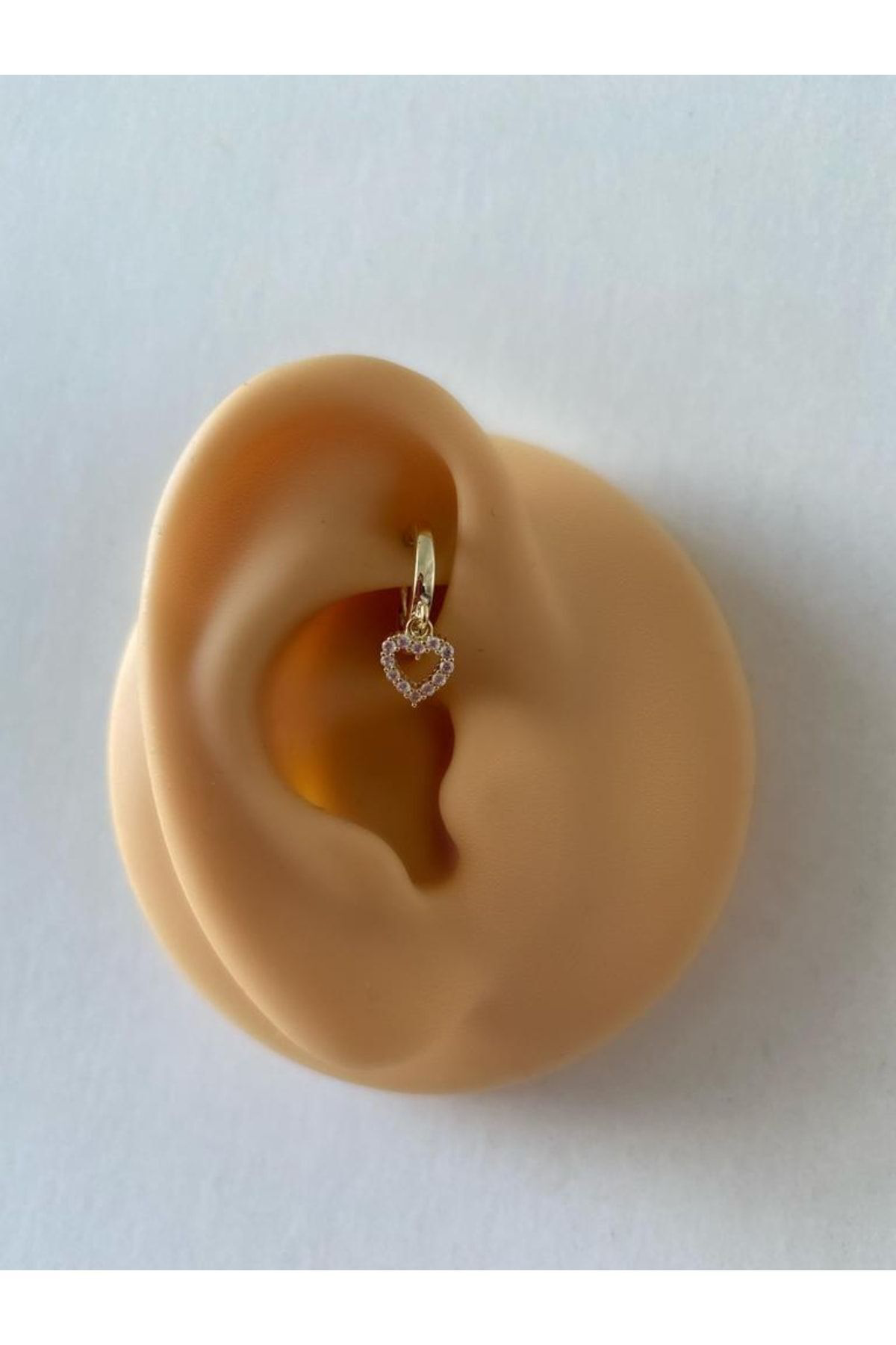 Cerrahi Çelik Gold Renk Kalpli Sallanan Halka Tragus Helix Kıkırd