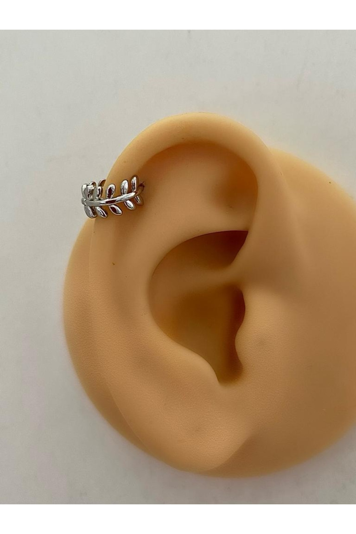 Cerrahi Çelik Gümüş Renk Halka Kıkırdak Helix Piercing