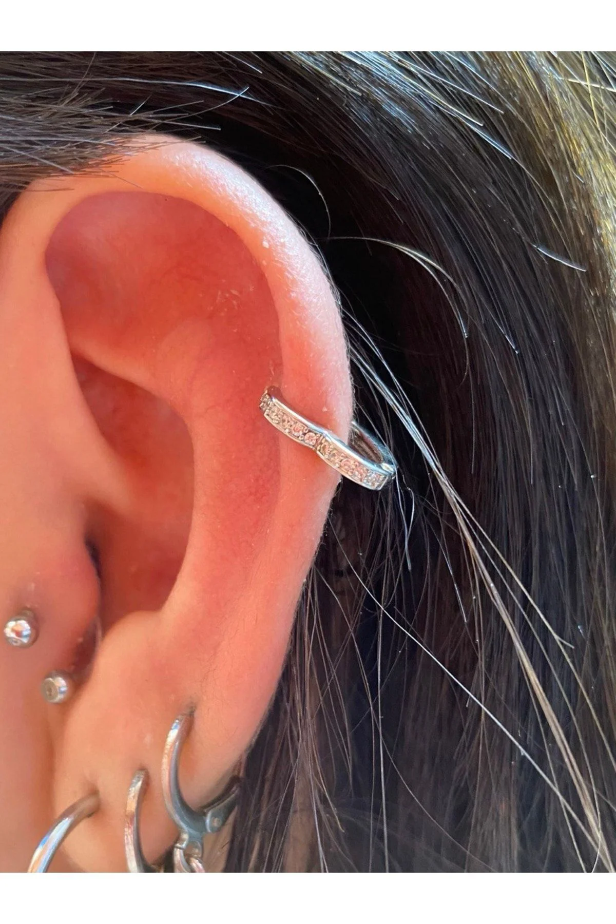 Cerrahi Çelik Gümüş Renk Taşlı Kalp Halka Kıkırdak Piercingi