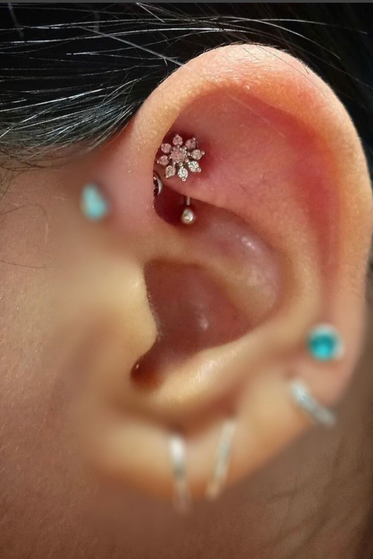 Cerrahi Çelik Gümüş Renk Rook Piercing