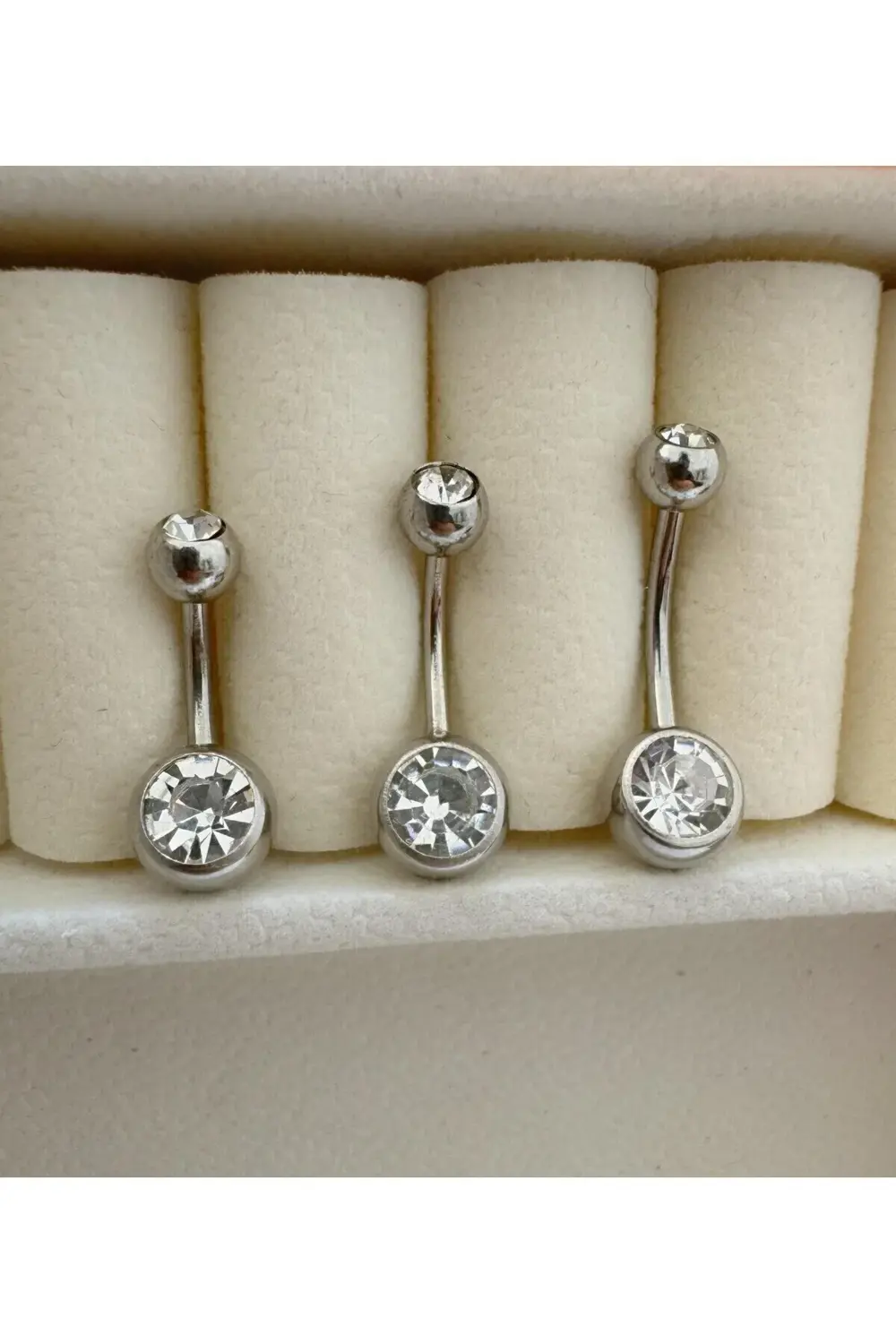 Arescollection Cerrahi Çelik İki Tarafi Taşli Klasik Göbek Piercingi Seçilen Bar