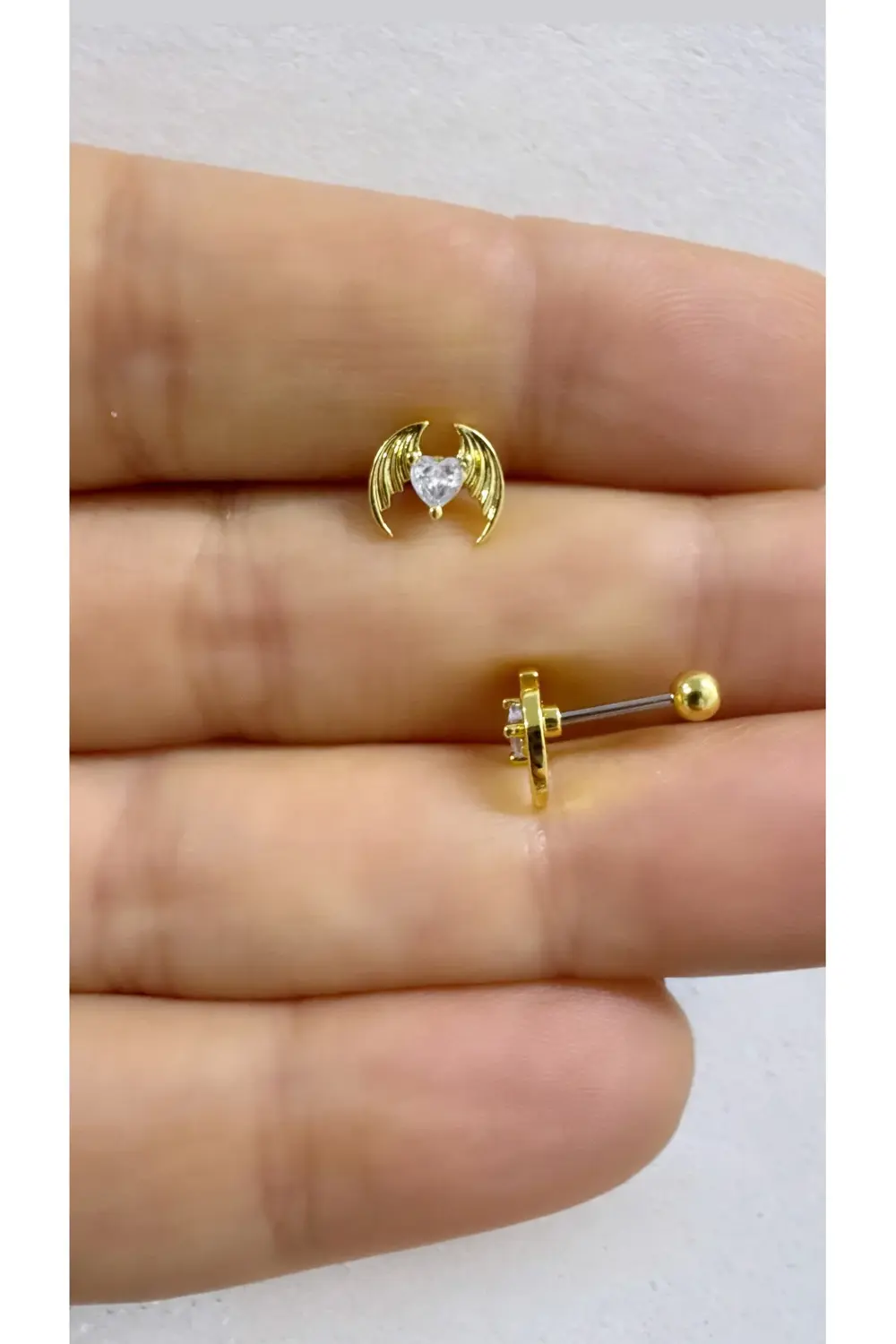 Cerrahi çelik kalpli kanatlı tragus helix lobe uyumlu 1 adet pier