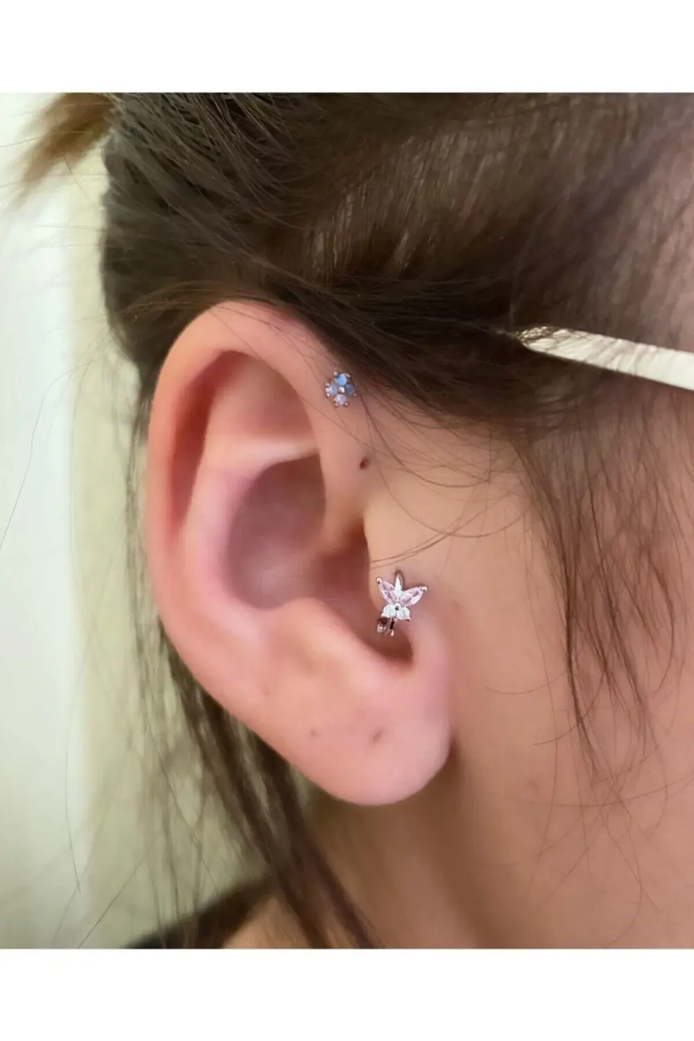 Arescollection Cerrahi Çelik Mini Kelebek Pembe Taşlı Halka Tragus Piercingi