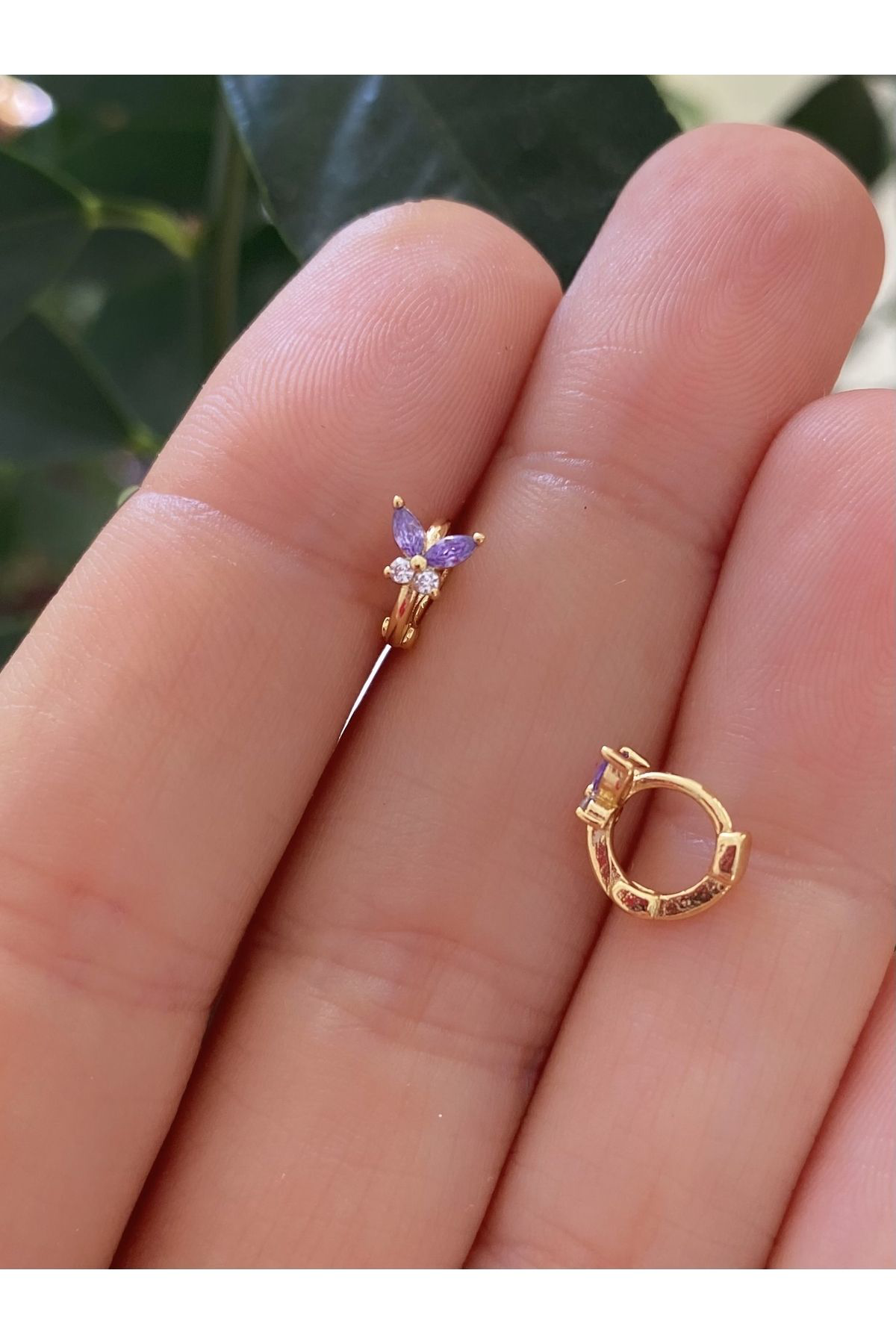 Cerrahi çelik mor zirkon taşlı kelebek halka tragus rook helix uy