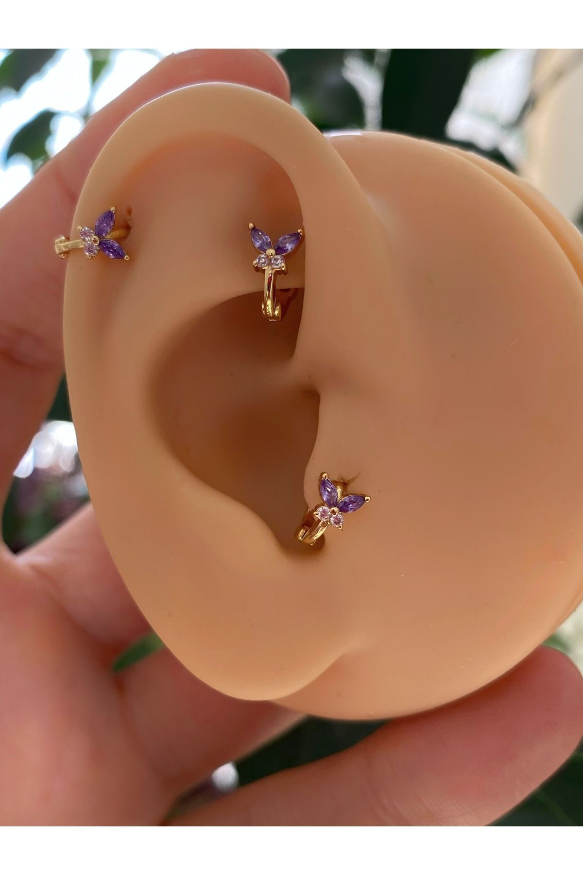 Cerrahi çelik mor zirkon taşlı kelebek halka tragus rook helix uy