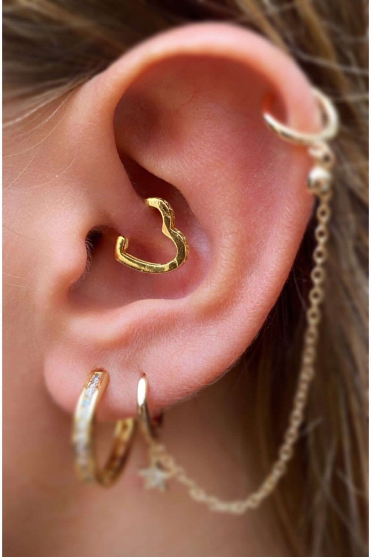 Cerrahi Çelik Taşlı Kalp Kıkırdak Helix Piercingi