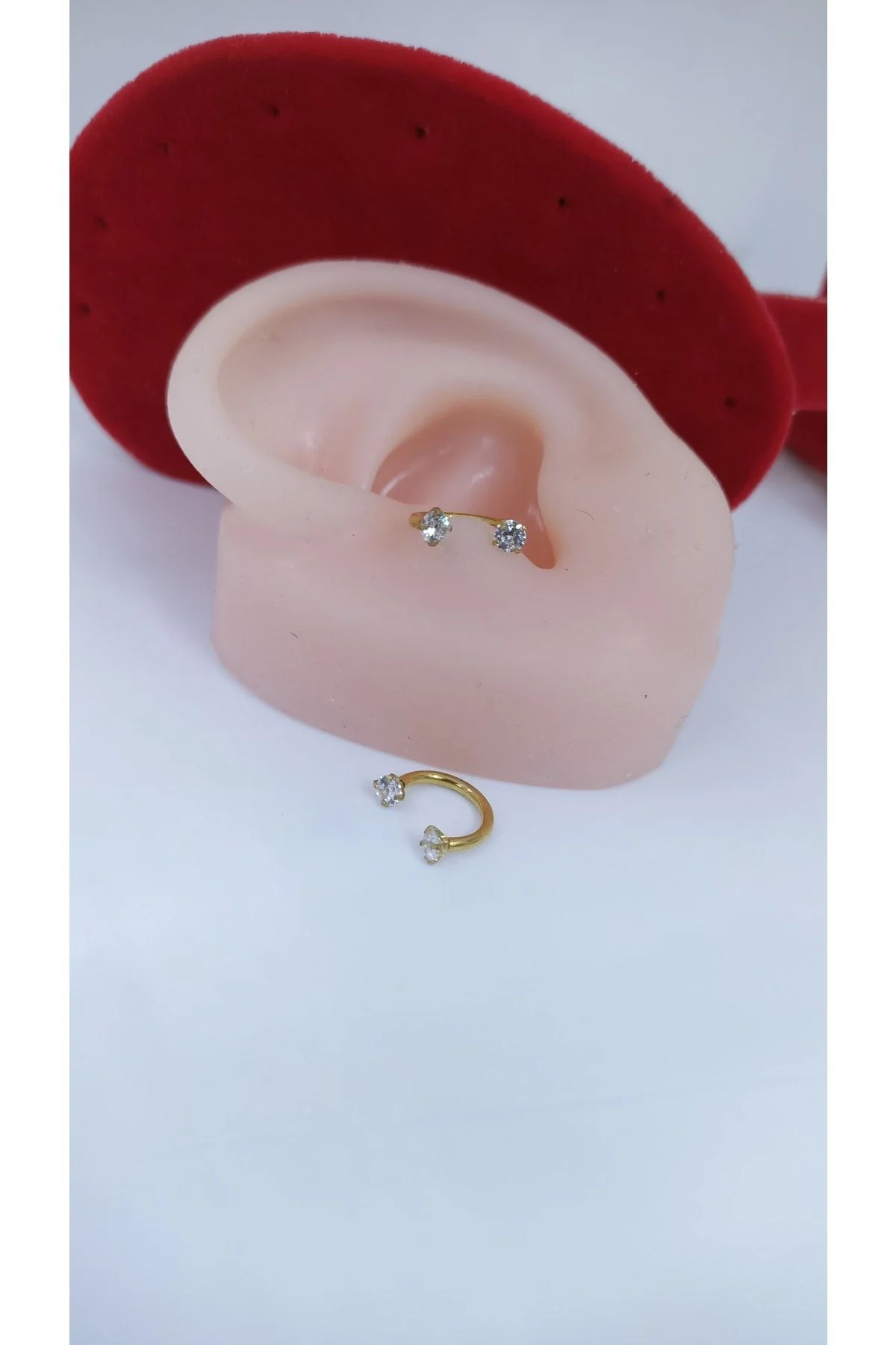 Cerrahi Çelik Tragus Kıkırdak Piercingi