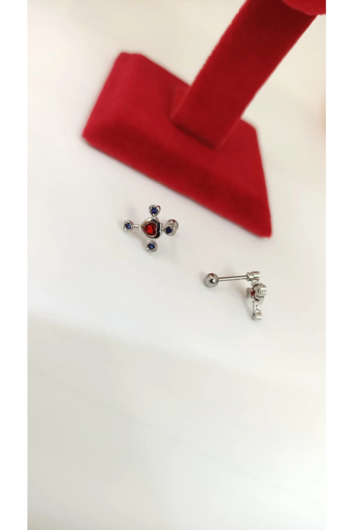 Cerrahi Çelik Tragus Kıkırdak Piercingi Fiyatı, Yorumları ve Özellikleri