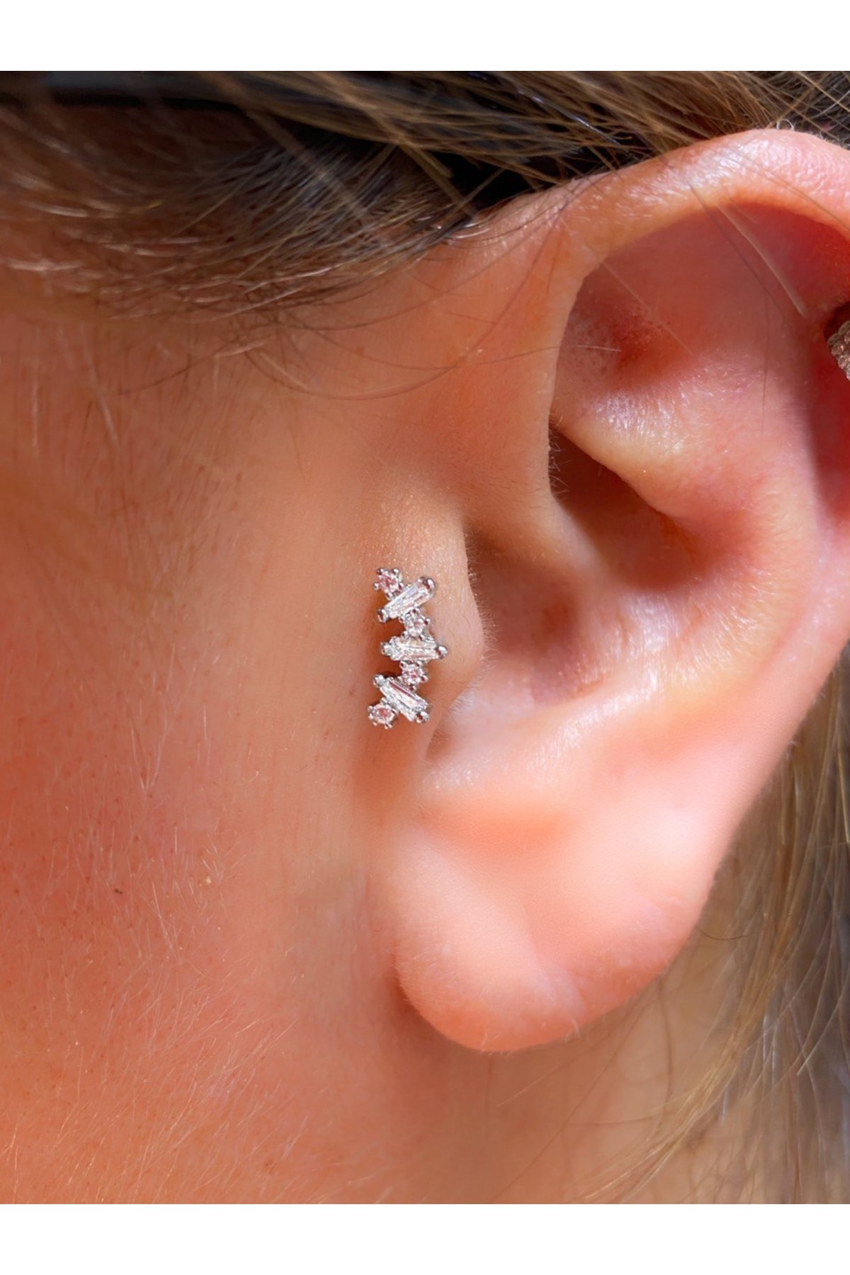 Cerrahi Çelik Tragus Helix Lobe Uyumlu Piercing Küpe
