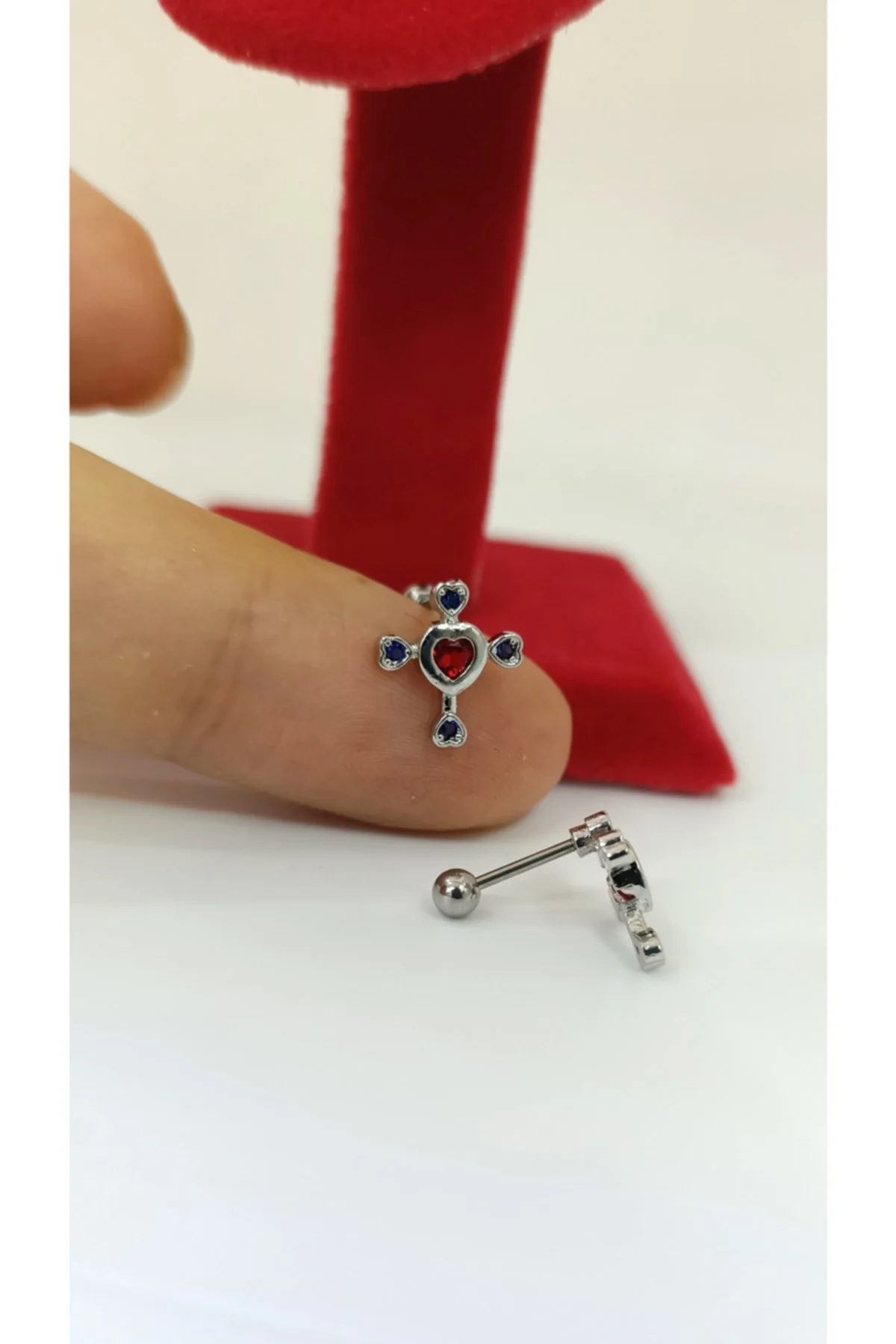 Cerrahi Çelik Tragus Kıkırdak Piercingi Fiyatı, Yorumları ve Özellikleri