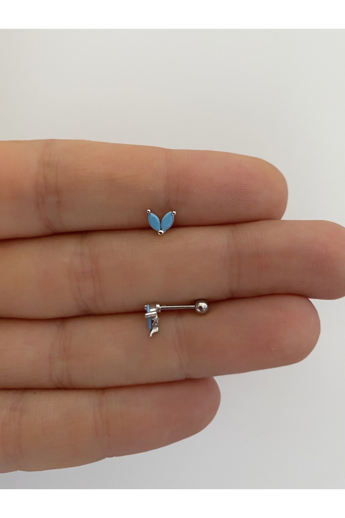 Cerrahi Çelik Tragus Helix Conch Lobe Uyumlu Renkli Taşlı Piercing Küpe