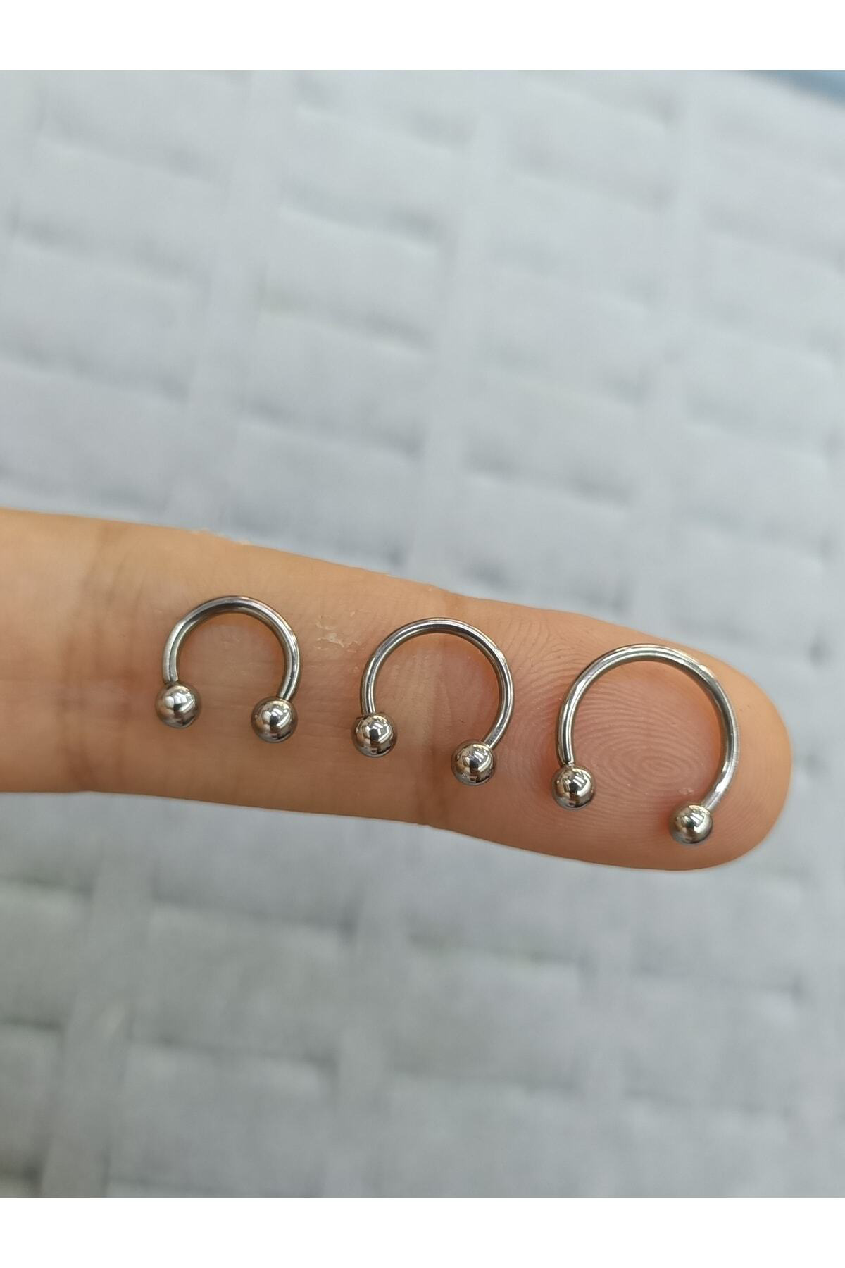 Cerrahi Çelik Yarım Halka Kulak,burun,kaş,tragus,kıkırdak Uyumlu 