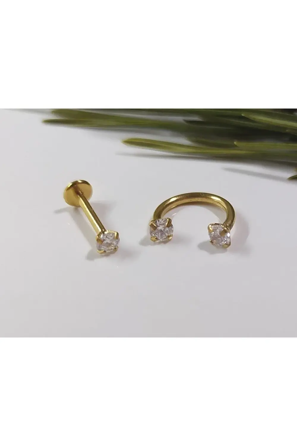 Cerrahi Çelik Zirkon Taşlı Gold Piercing, Küpe, Kulak, Kıkırdak,