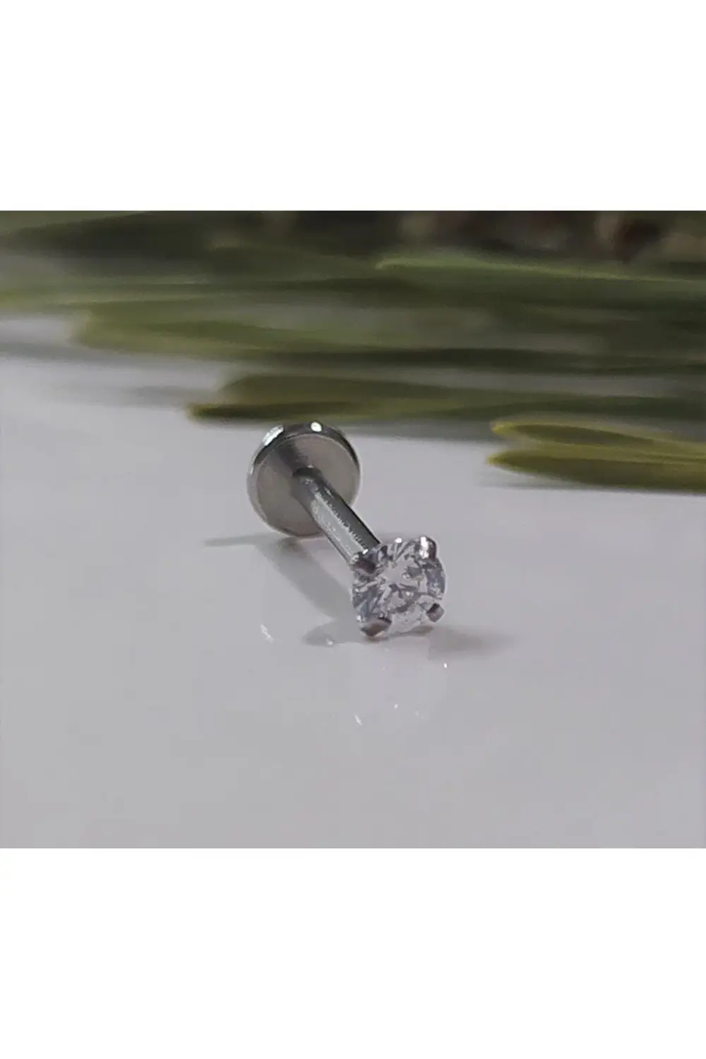 Cerrahi Çelik Zirkon Taşlı Gümüş Gri Piercing, Küpe, Kulak, Dudak