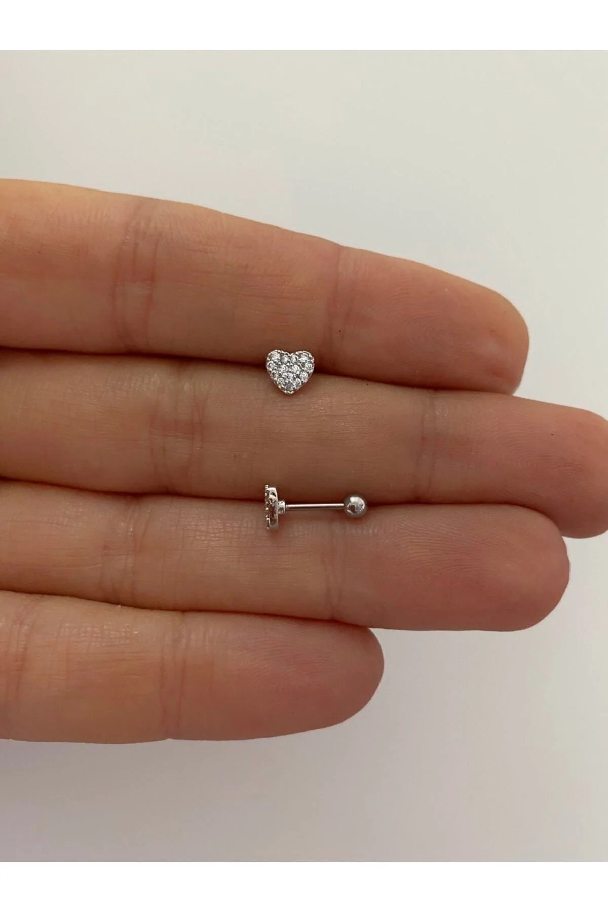 Cerrahi Çelik Zirkon Taşlı Kalp Tragus Kıkırdak Conch Forward Helix Lobe Uyumlu Piercing Küpe