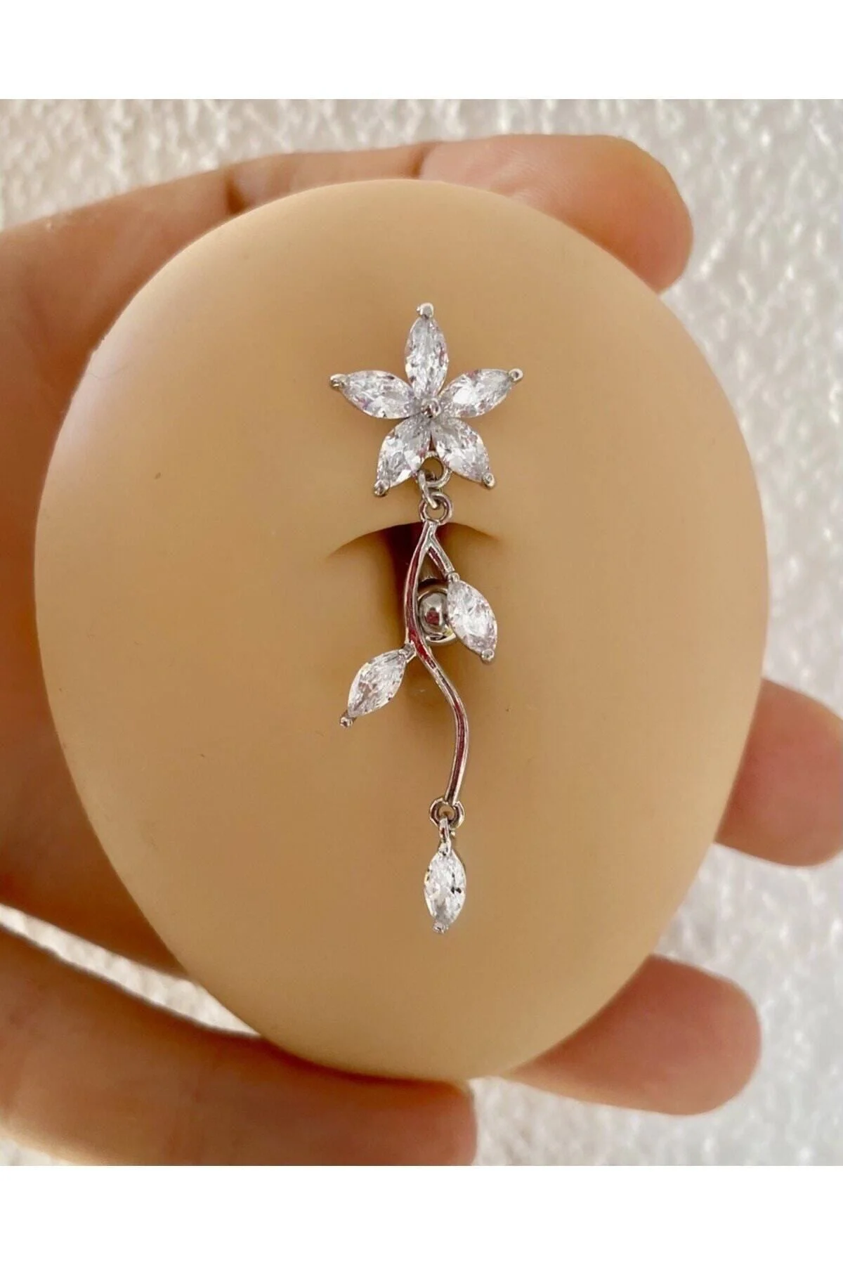 cerrahi çelik zirkon taşlı üstten takmalı TERS BAR sallantılı göbek piercingi