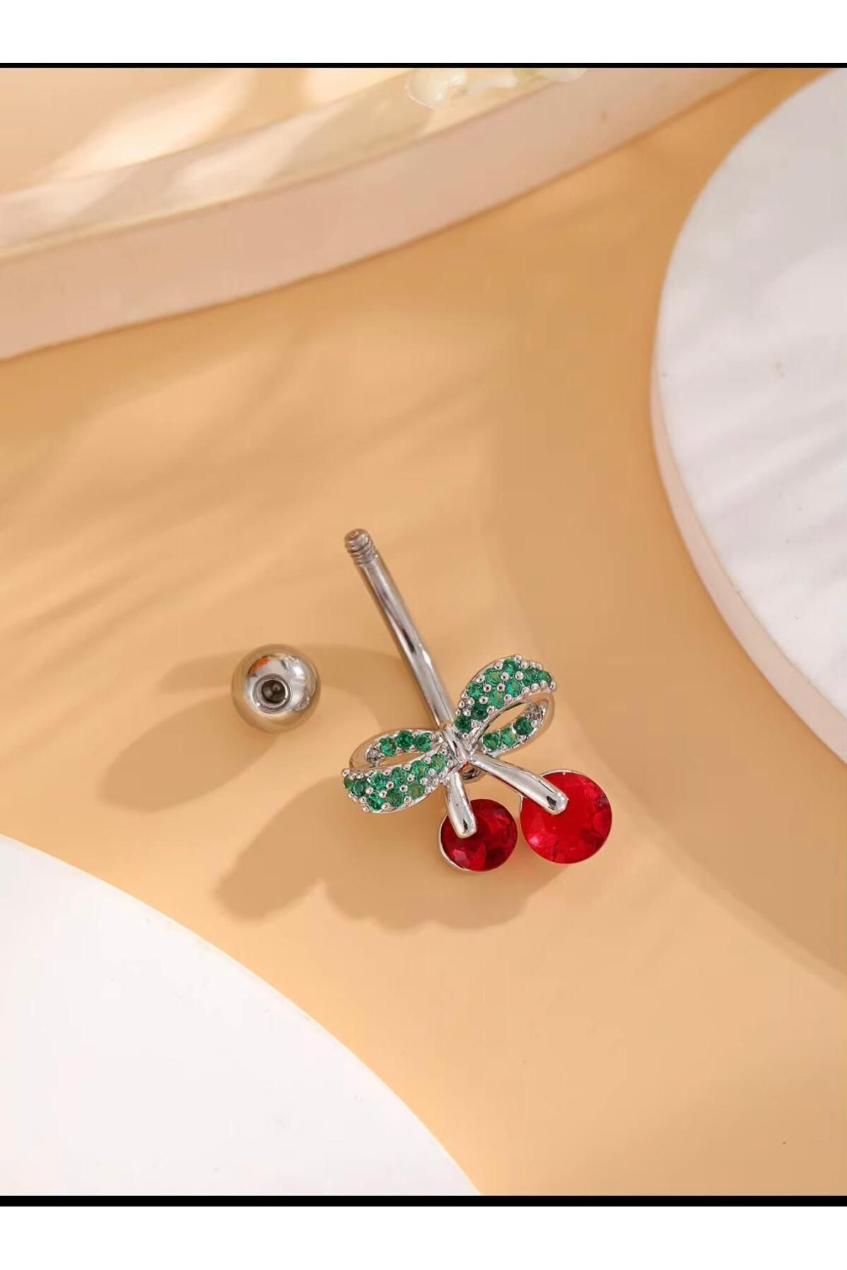 CERRAHİ ÇELİK ZİRKON TAŞLI  KİRAZ MODEL GÜMÜŞ RENK GÖBEK PİERCİNG