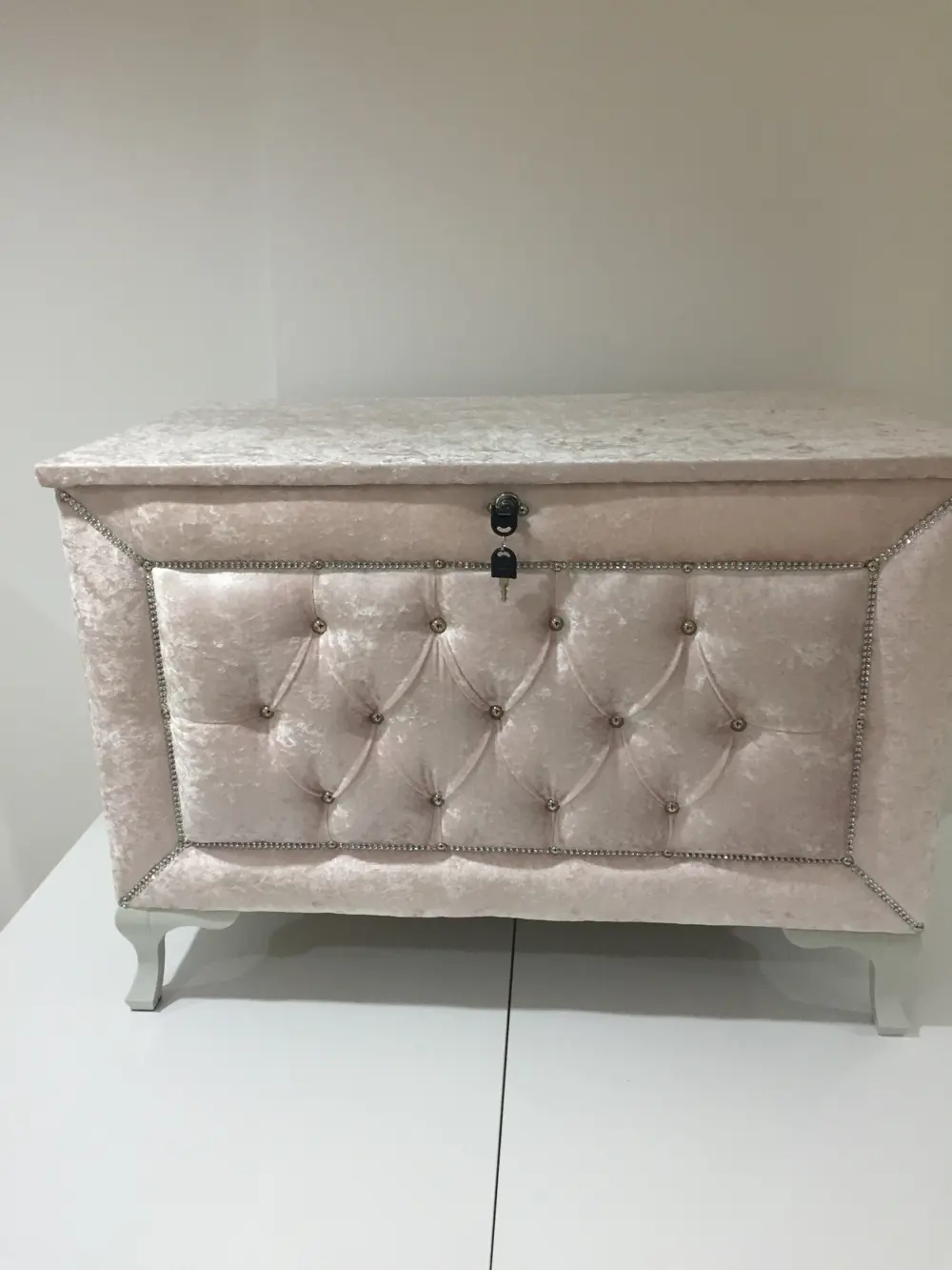 Çeyiz 13232 SANDIK Kapitone Büyük 3lü Model PEMBE Kadife Kumaş İç